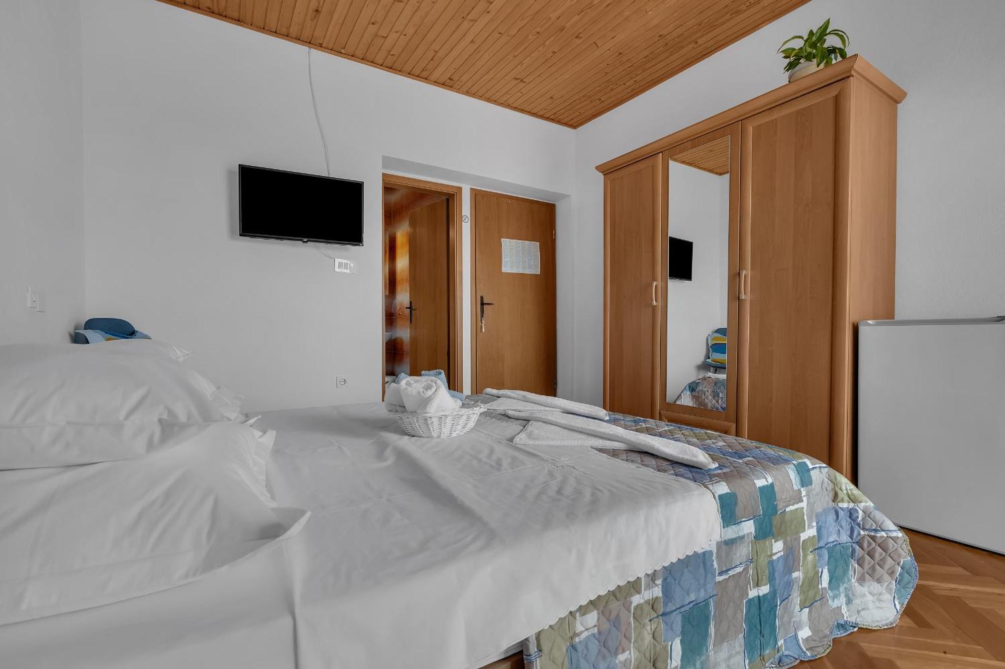 Apartment And Rooms Mila 马卡尔斯卡 外观 照片